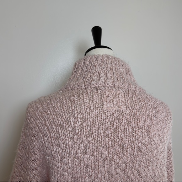 Hollister Women’s Chunky Knit Cropped Sweater Pink XS Metallic Turtleneck - Picture 8 of 13